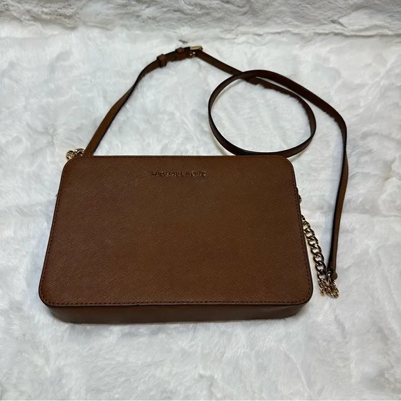 NWT Michael Kors Jet Set Large Saffiano Leather Crossbody Bag - Picture 2 of 8